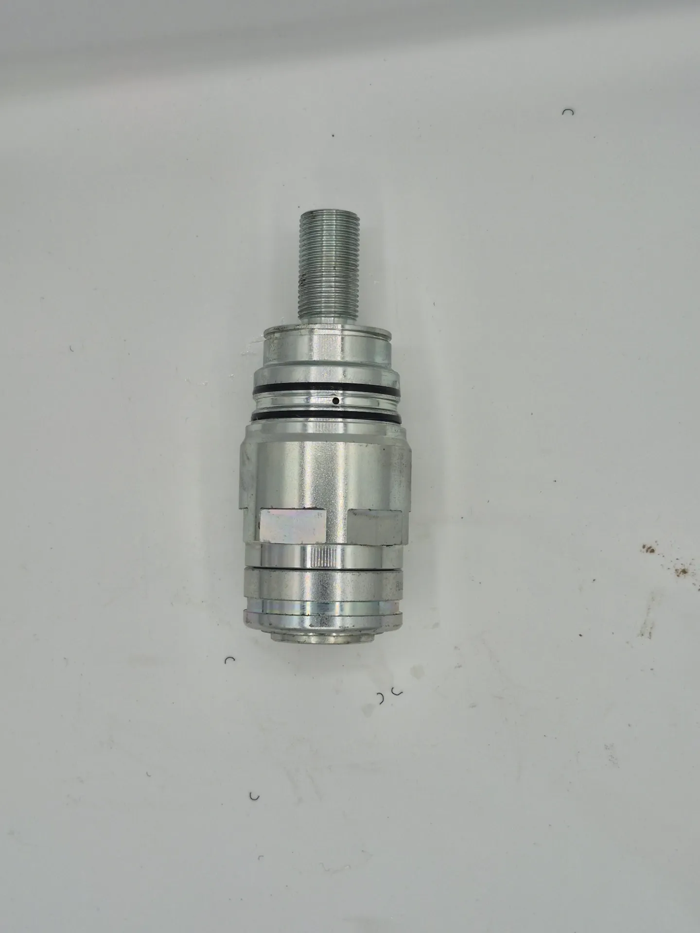 4366931M1 - QUICK COUPLER